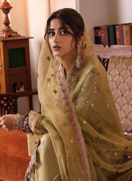 Zenia Embroidered Pakistani Salwar Kameez